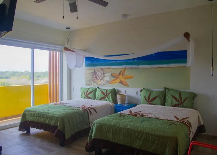 Happy 2* Zihuatanejo